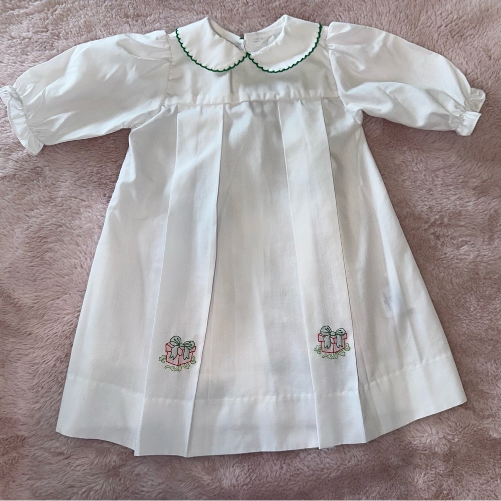 Dress- White w/ green trim & red and green gift boxes